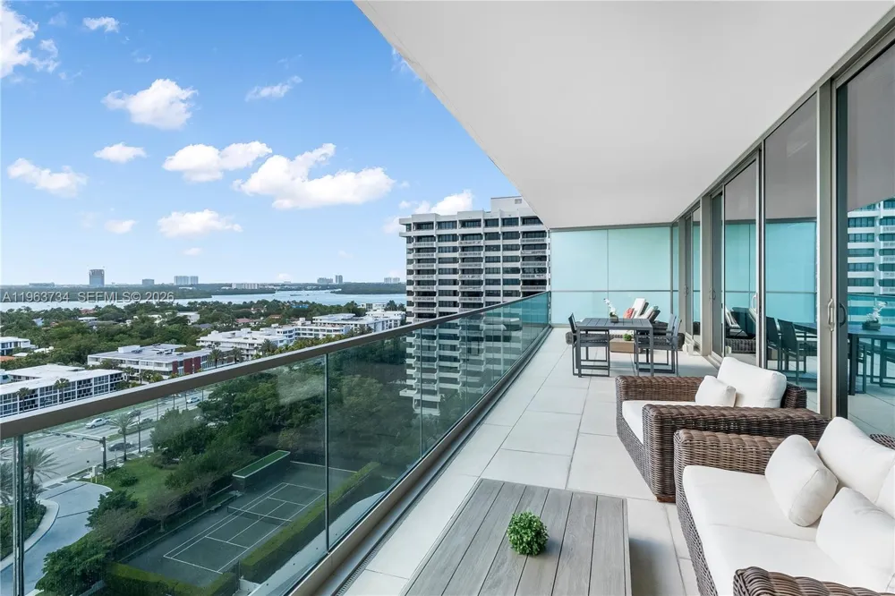 10201 Collins Ave #1205 Bal Harbour, FL 33154