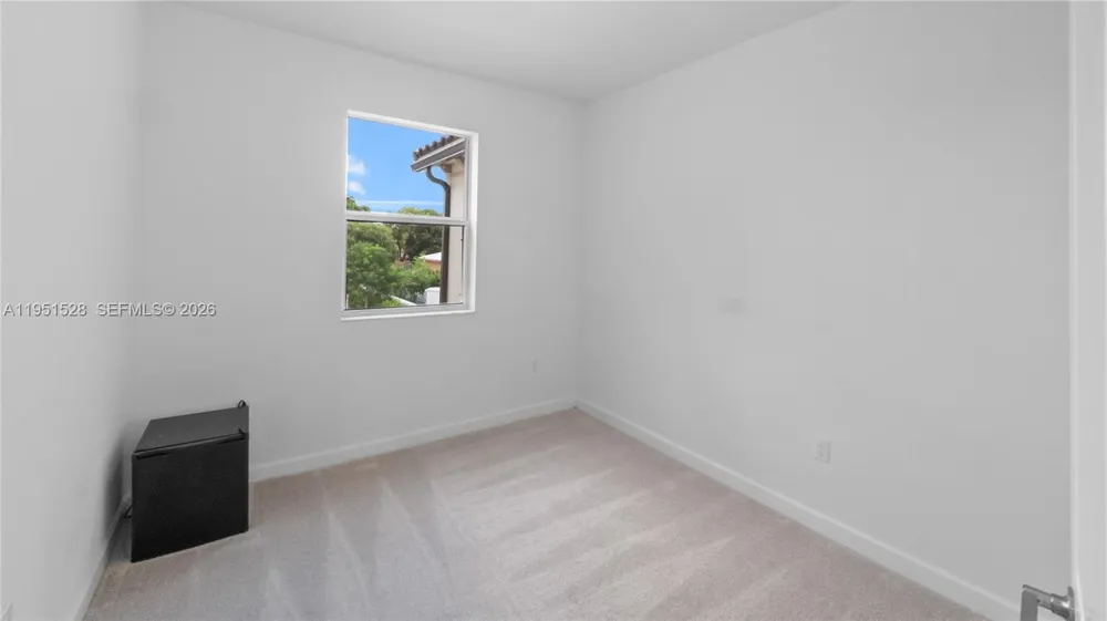 5544 NW 27th Pl Lauderhill, FL 33313