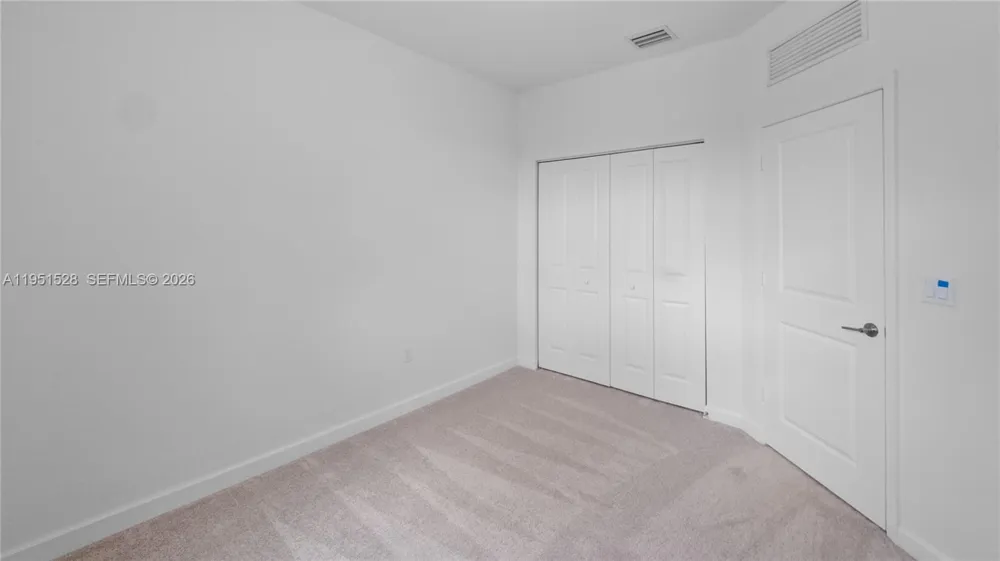 5544 NW 27th Pl Lauderhill, FL 33313