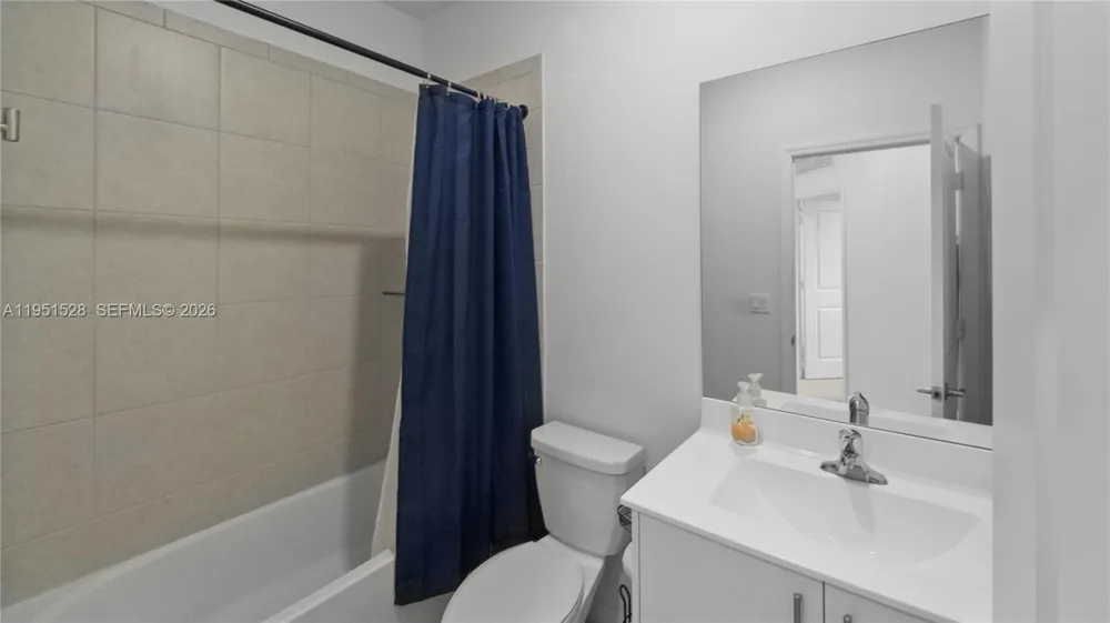 5544 NW 27th Pl Lauderhill, FL 33313