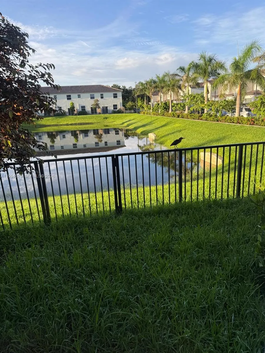 5544 NW 27th Pl Lauderhill, FL 33313