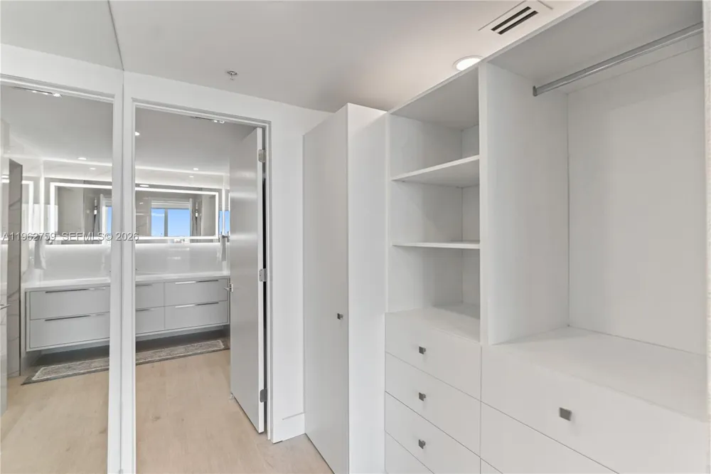 3350 SW 27th Ave #1806 Coconut Grove, FL 33133