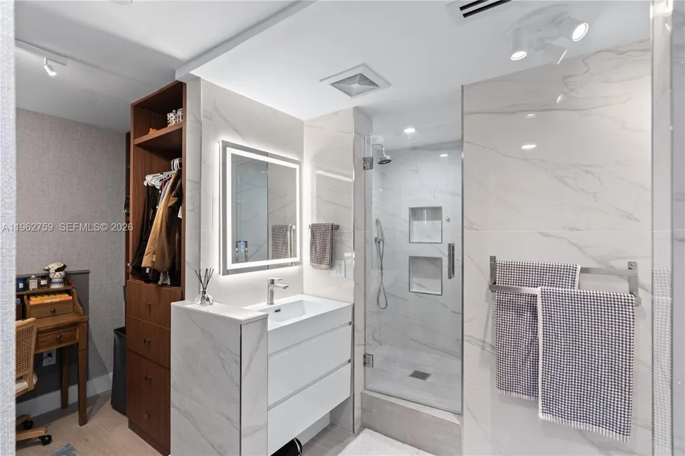 3350 SW 27th Ave #1806 Coconut Grove, FL 33133