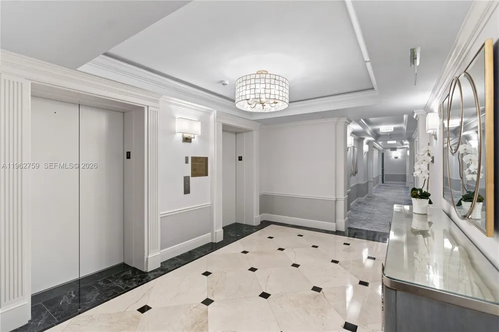 3350 SW 27th Ave #1806 Coconut Grove, FL 33133