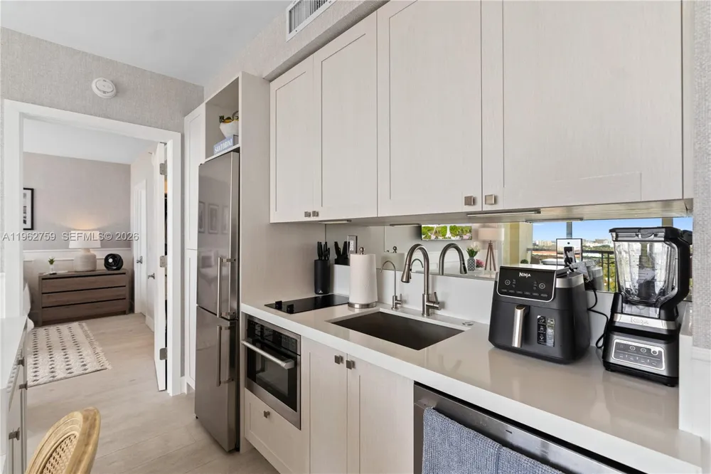 3350 SW 27th Ave #1806 Coconut Grove, FL 33133