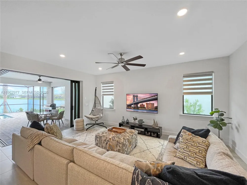 2057 Yellowfin Cir Other City - In The State Of Florida, GA 31114