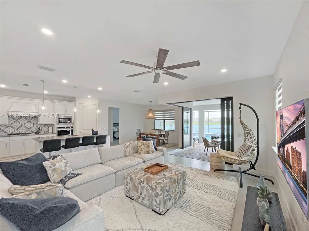 2057 Yellowfin Cir Other City - In The State Of Florida, GA 31114