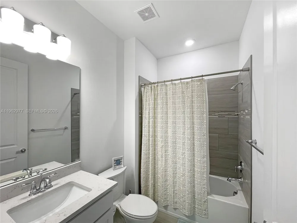 2057 Yellowfin Cir Other City - In The State Of Florida, GA 31114