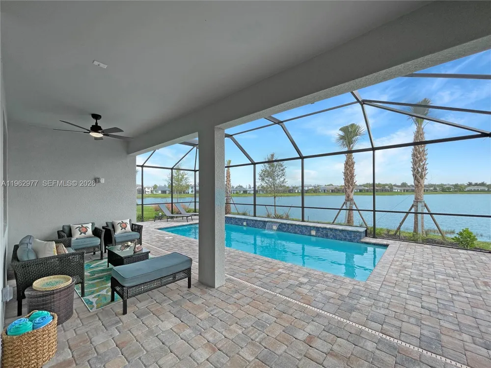 2057 Yellowfin Cir Other City - In The State Of Florida, GA 31114