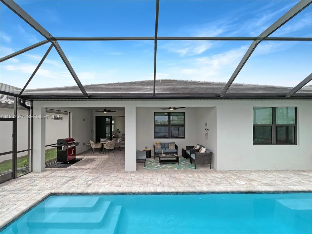 2057 Yellowfin Cir Other City - In The State Of Florida, GA 31114