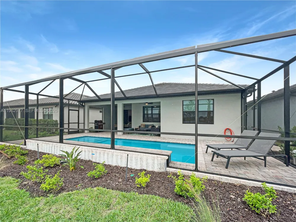 2057 Yellowfin Cir Other City - In The State Of Florida, GA 31114