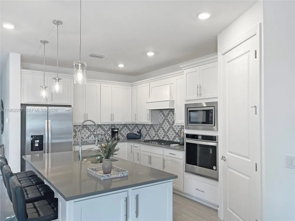 2057 Yellowfin Cir Other City - In The State Of Florida, GA 31114