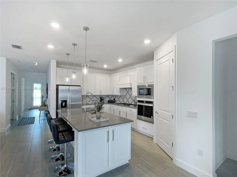 2057 Yellowfin Cir Other City - In The State Of Florida, GA 31114