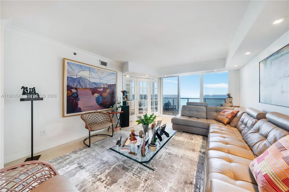19333 E Collins Ave #1202 Sunny Isles Beach, FL 33160