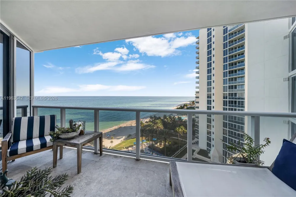19333 E Collins Ave #1202 Sunny Isles Beach, FL 33160