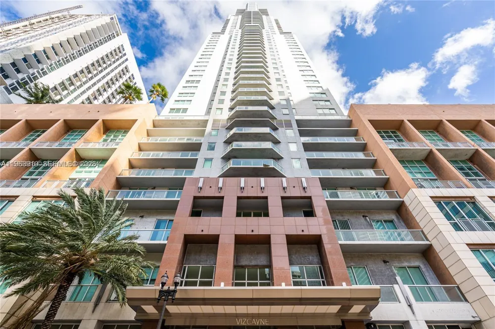 253 NE 2nd St #433 Miami, FL 33132