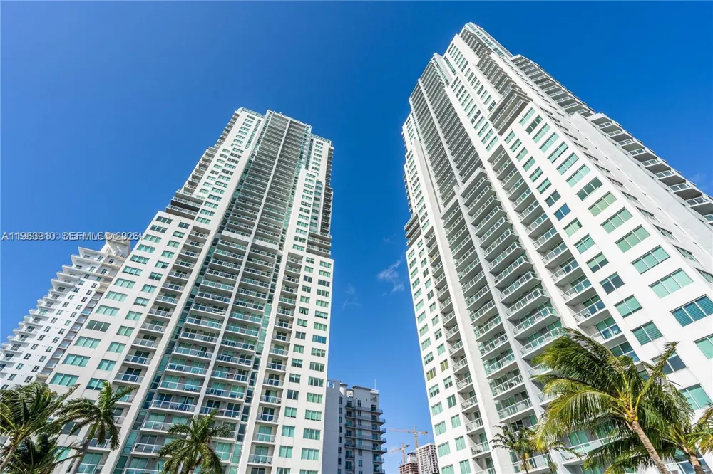 253 NE 2nd St #433 Miami, FL 33132