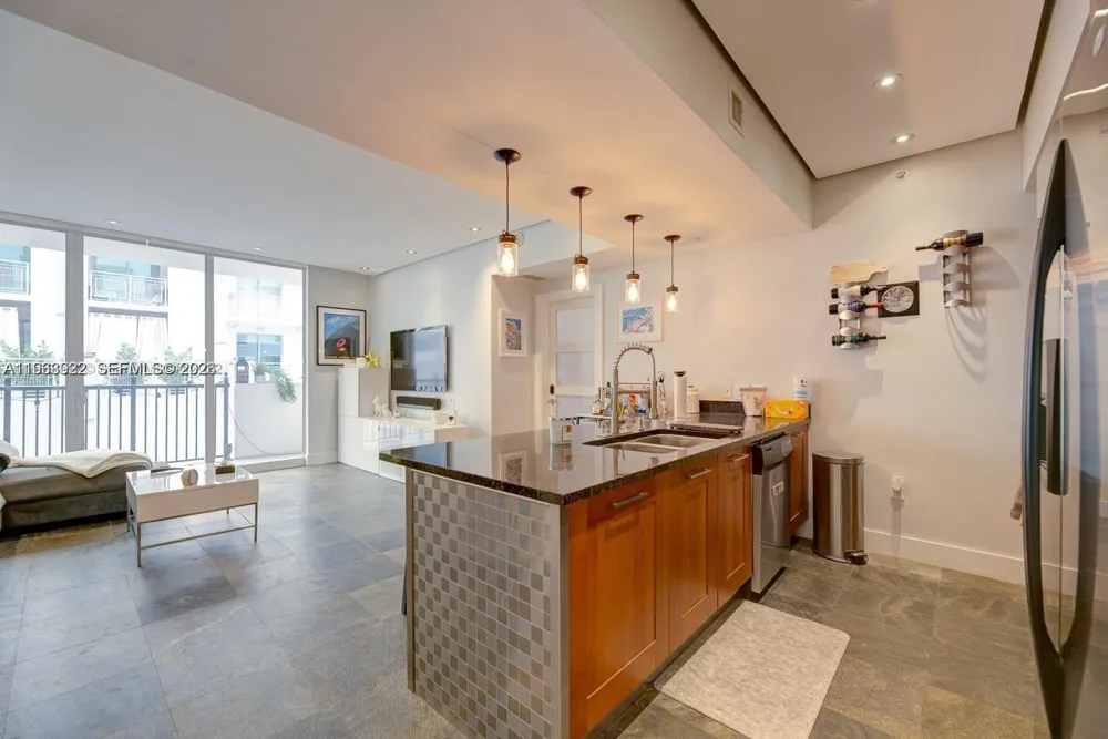 4100 Salzedo St #509