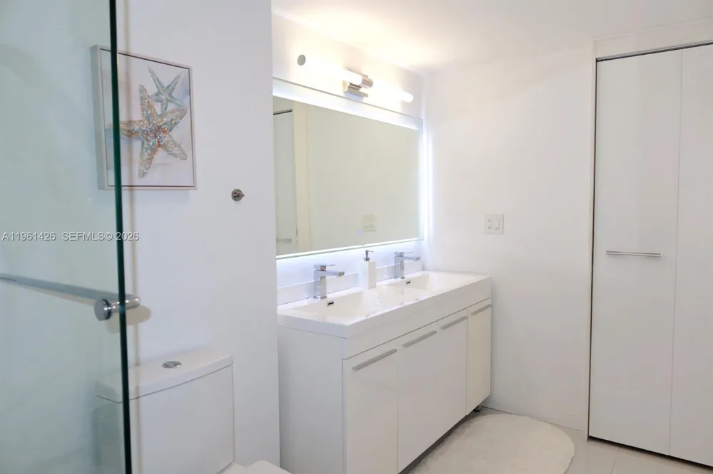 20301 W Country Club Dr #1422 Aventura, FL 33180
