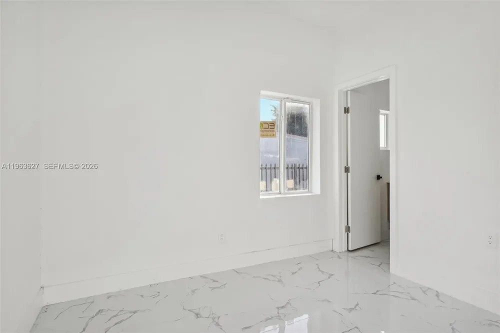 2360 Rutland St Opa-Locka, FL 33054