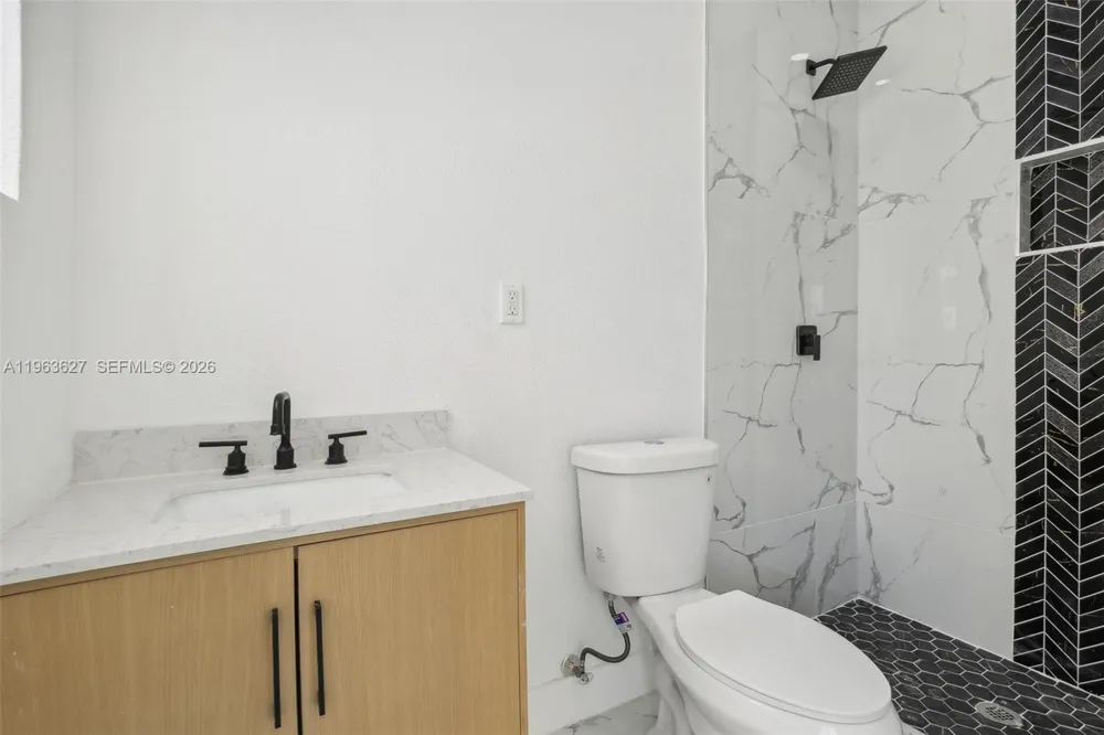 2360 Rutland St Opa-Locka, FL 33054
