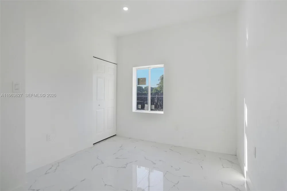2360 Rutland St Opa-Locka, FL 33054
