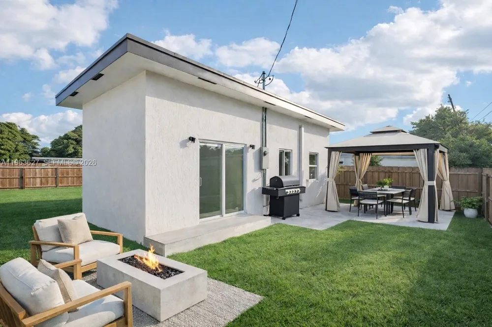2360 Rutland St Opa-Locka, FL 33054