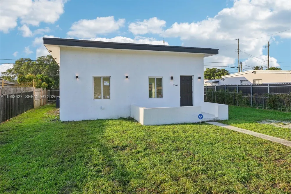 2360 Rutland St Opa-Locka, FL 33054