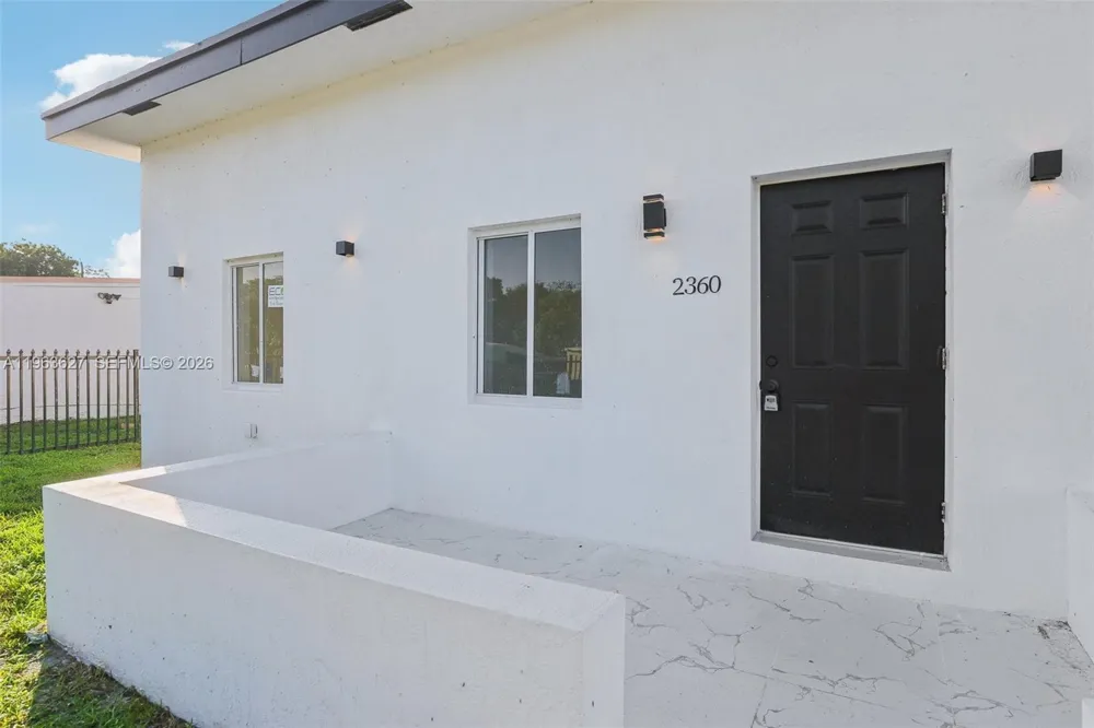 2360 Rutland St Opa-Locka, FL 33054