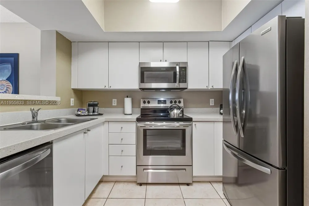 17375 Collins Ave #2401 Sunny Isles Beach, FL 33160