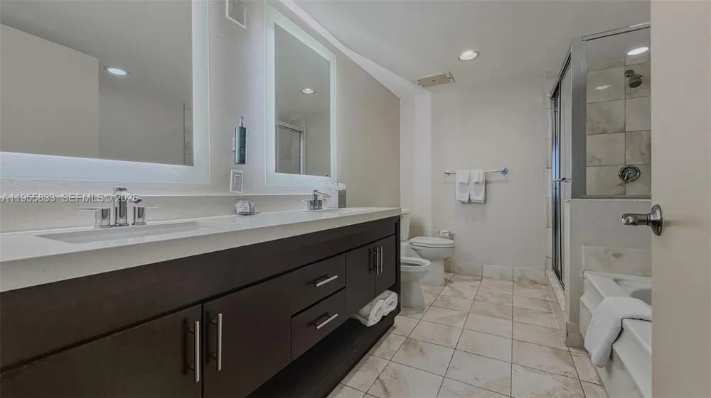 17375 Collins Ave #2401 Sunny Isles Beach, FL 33160