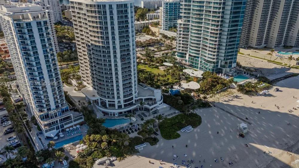 17375 Collins Ave #2401 Sunny Isles Beach, FL 33160