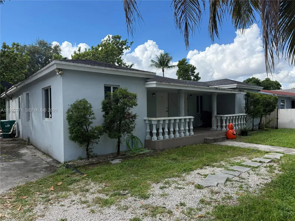1128 NW 101st St Miami, FL 33150