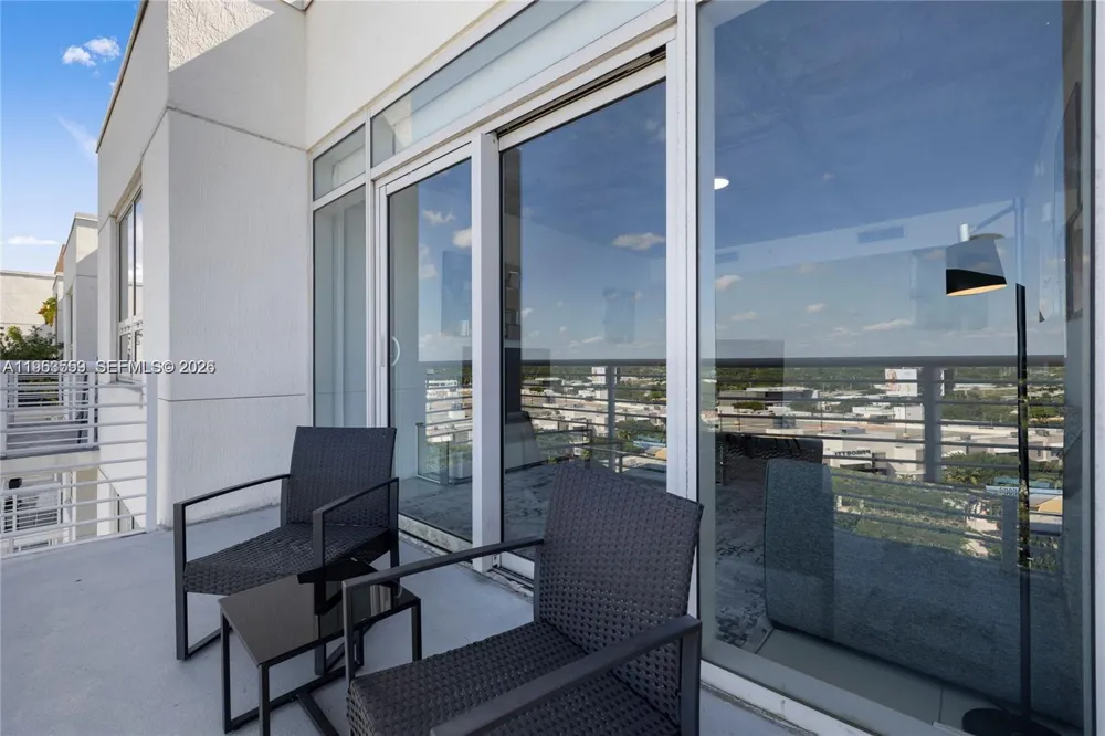 3250 NE 1st Ave #1113 Miami, FL 33137