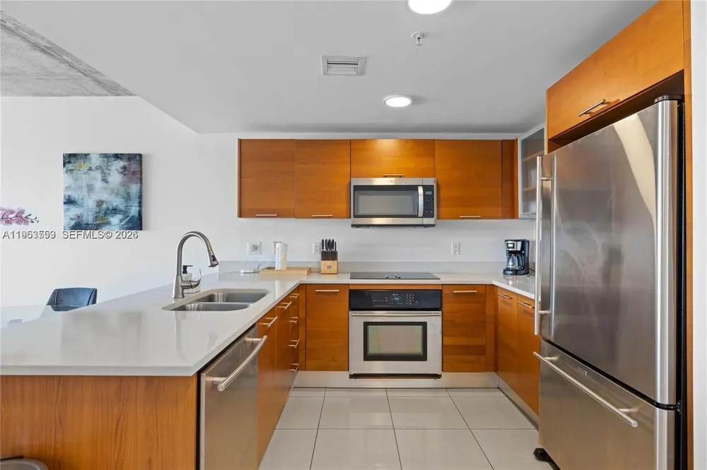 3250 NE 1st Ave #1113 Miami, FL 33137