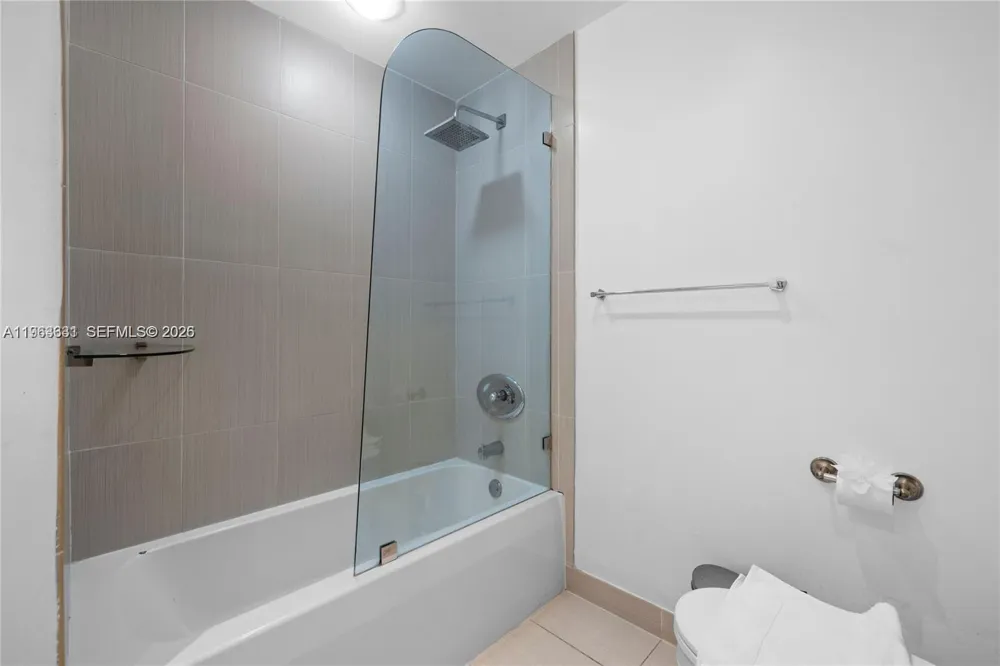 3250 NE 1st Ave #515 Miami, FL 33137