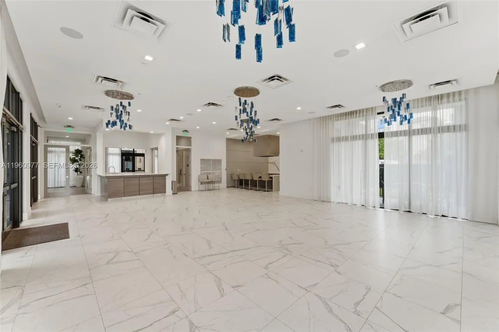 8301 NW 41st St #B-407 Doral, FL 33166