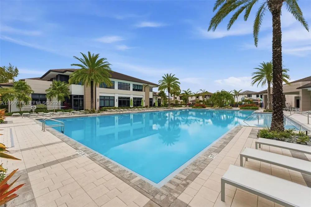 8301 NW 41st St #B-407 Doral, FL 33166