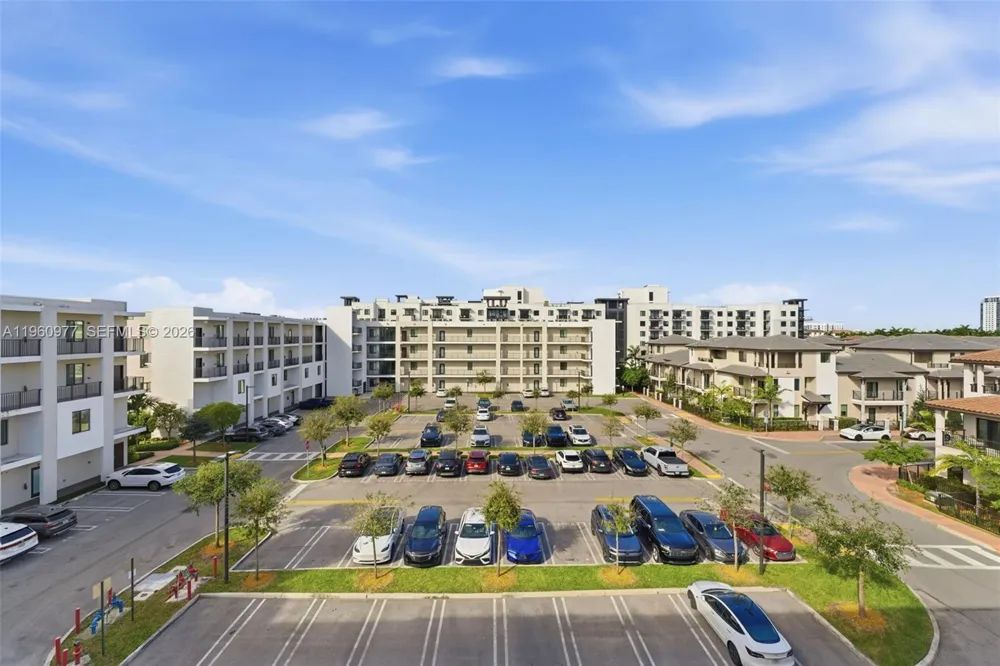8301 NW 41st St #B-407 Doral, FL 33166