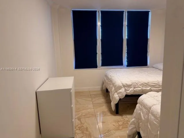 5161 Collins Ave #703 Miami Beach, FL 33140