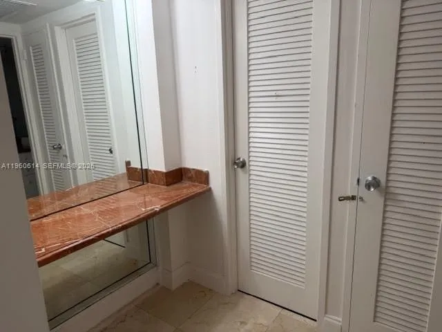 5161 Collins Ave #703 Miami Beach, FL 33140
