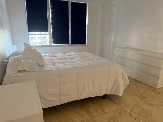 5161 Collins Ave #703 Miami Beach, FL 33140
