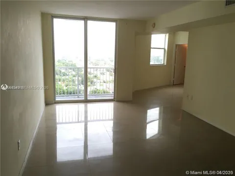 1 Glen Royal Pkwy #1404