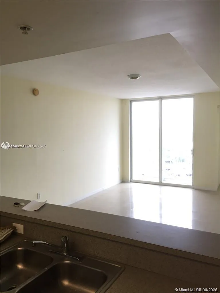 1 Glen Royal Pkwy #1404 Miami, FL 33125