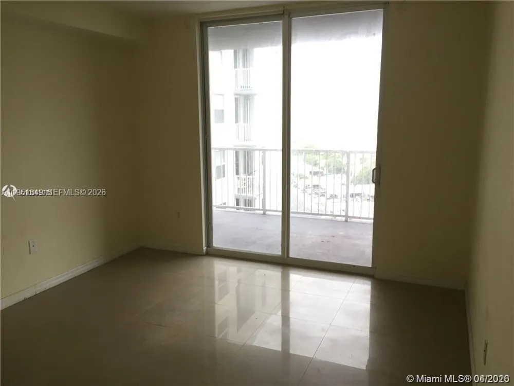 1 Glen Royal Pkwy #1404 Miami, FL 33125