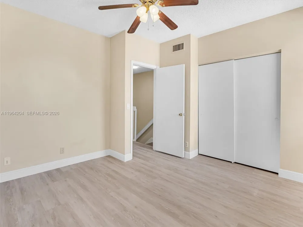 60 Key West Ct #60 Weston, FL 33326