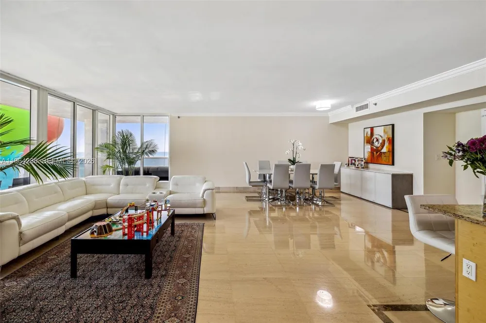 1800 S Ocean Dr #1010 Hallandale Beach, FL 33009