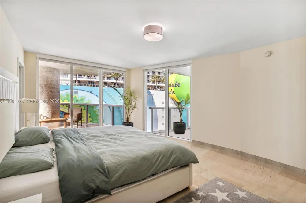 1800 S Ocean Dr #1010 Hallandale Beach, FL 33009