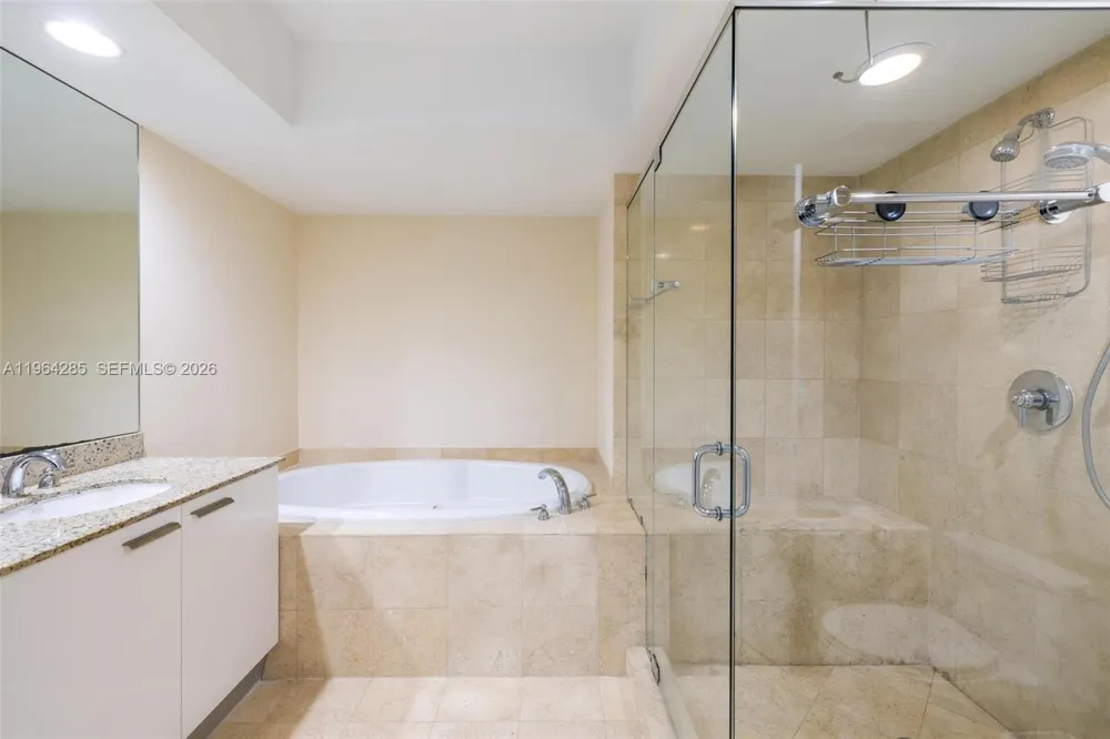 1800 S Ocean Dr #1010 Hallandale Beach, FL 33009