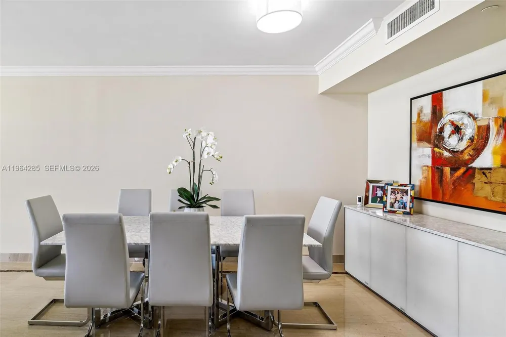 1800 S Ocean Dr #1010 Hallandale Beach, FL 33009